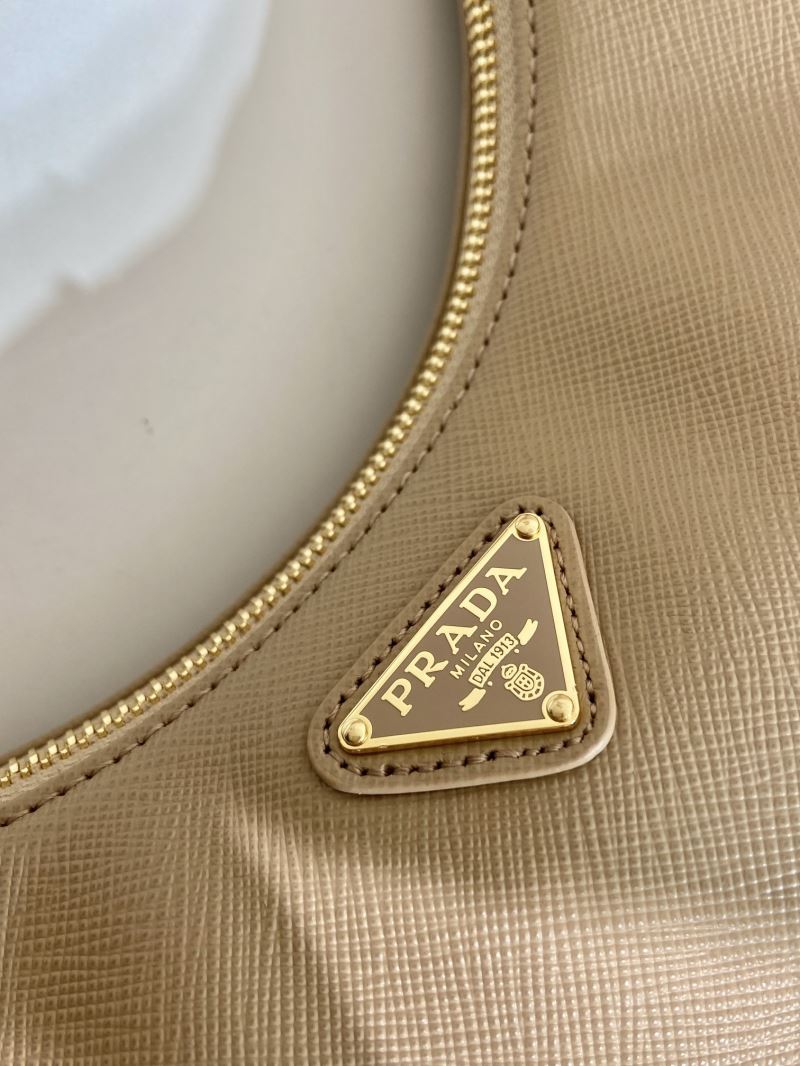 Pra*a hobo bags